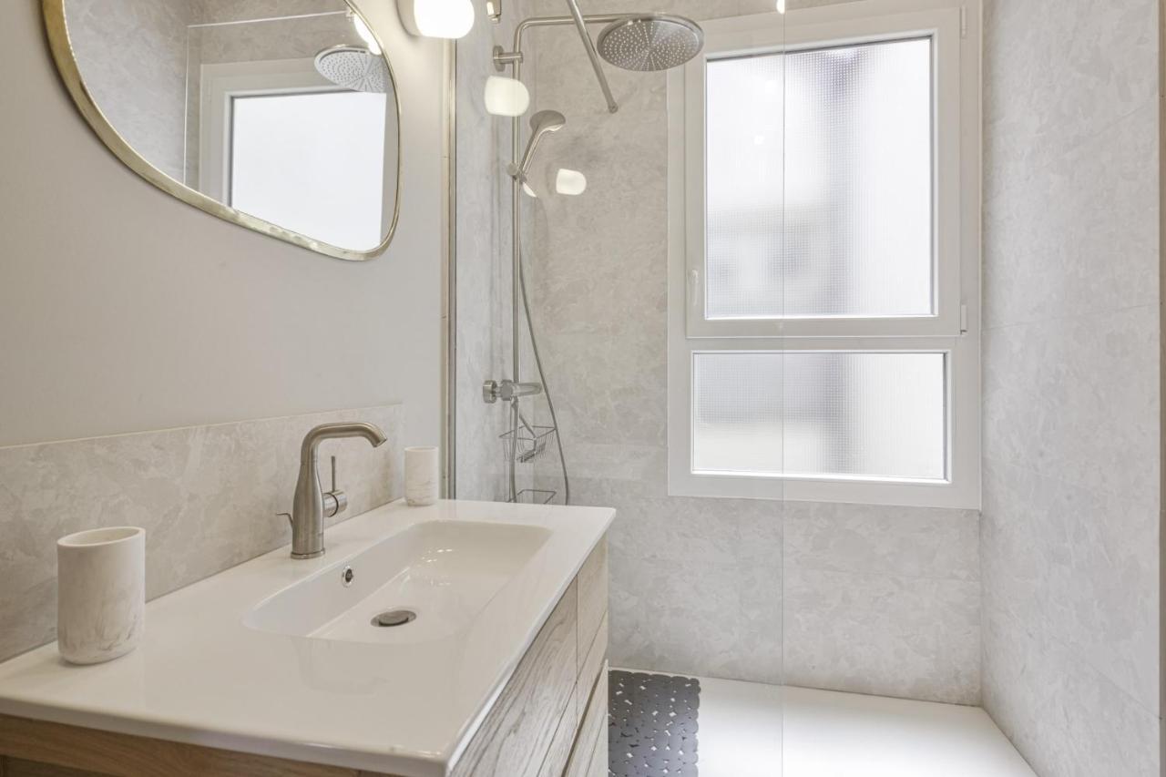 Charming 1Br Flat With Sea View At The Heart Of Biarritz - Welkeys Exterior photo